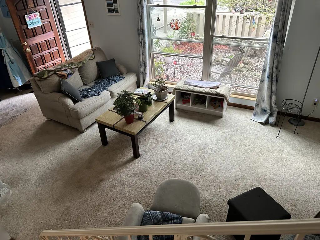 Living room before the flooring replacement in Knoxville, Tennessee